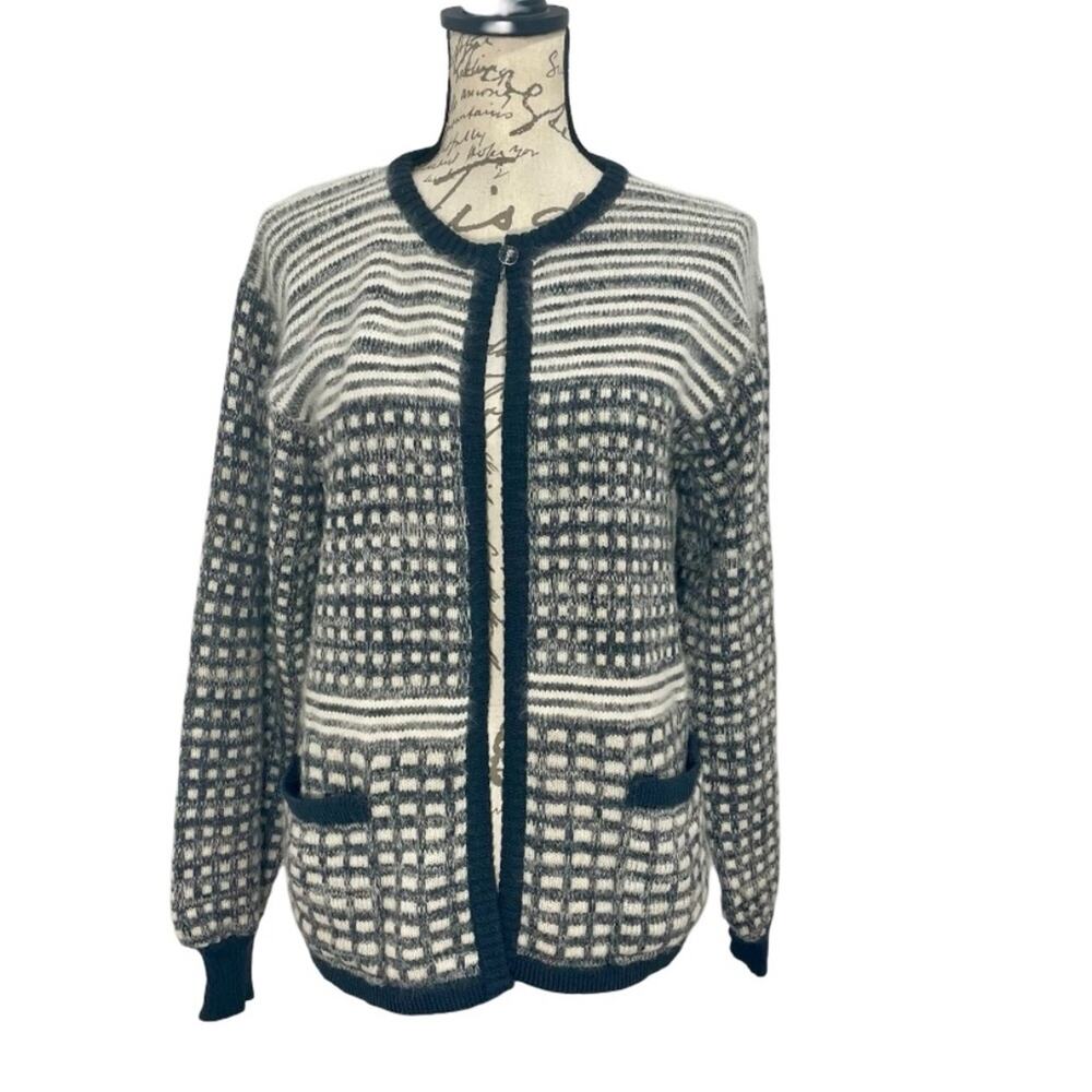 Vintage 1980s Cream & Gray Handmade Knit Open Cardigan Size Medium Geometric
